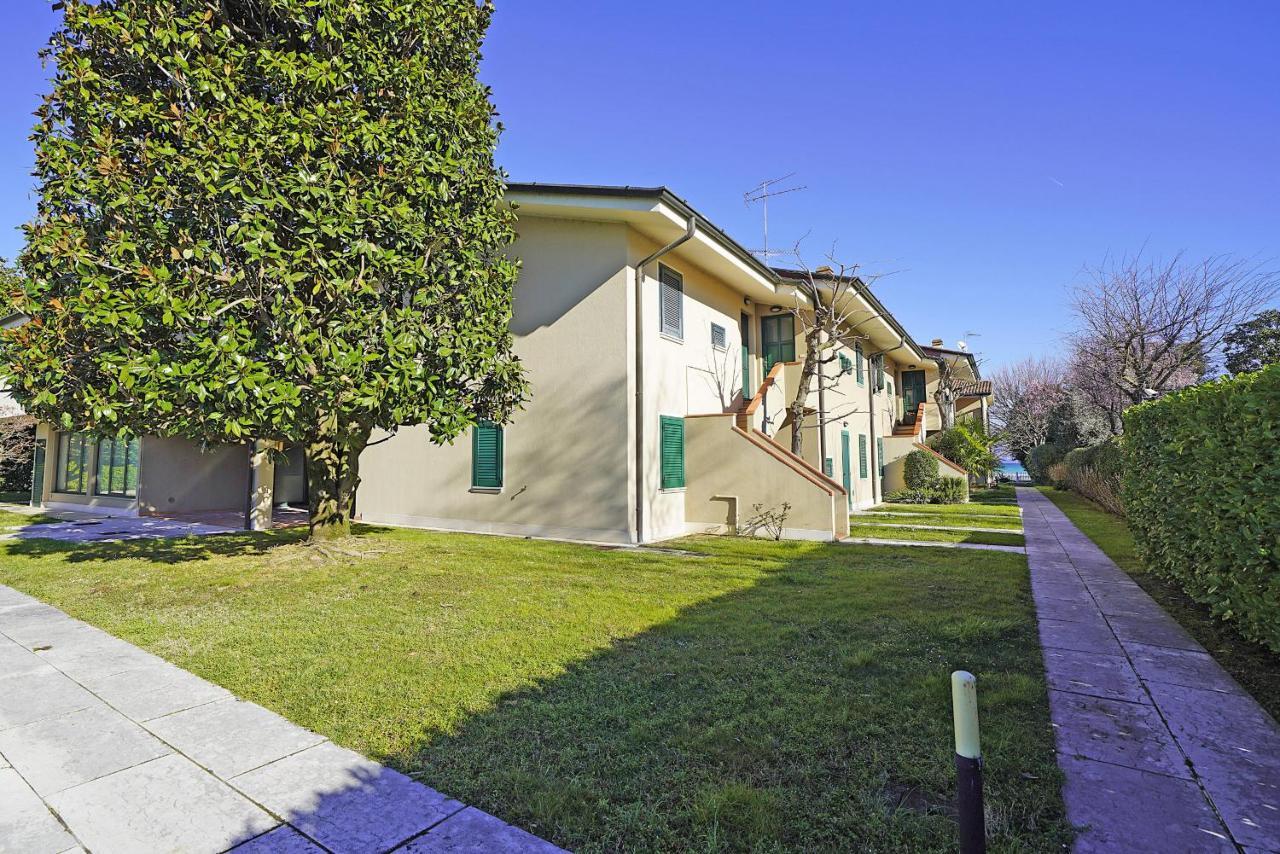 Апартаменти Il Porticciolo P1-12 By Wonderful Italy Сірміоне Екстер'єр фото