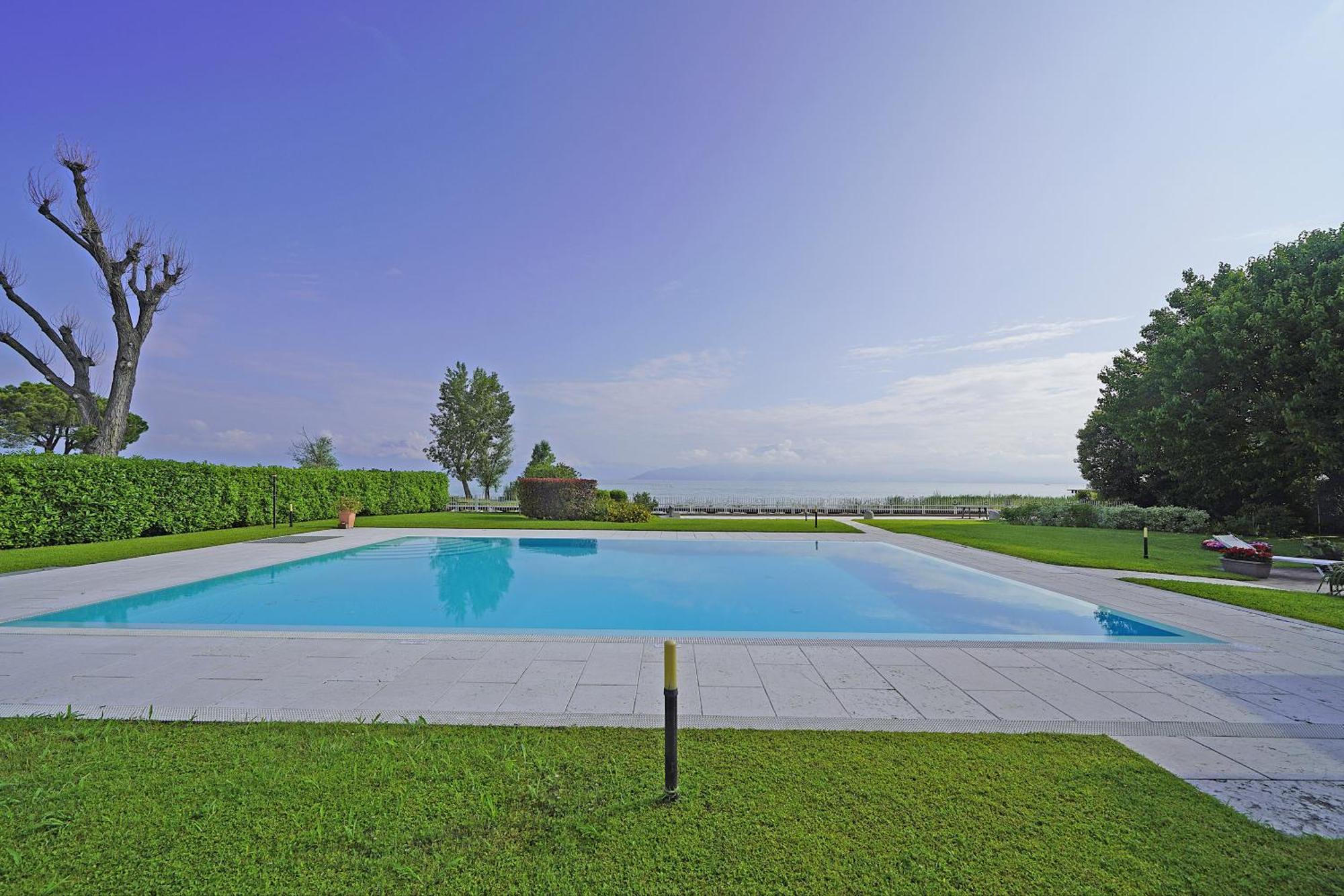 Апартаменти Il Porticciolo P1-12 By Wonderful Italy Сірміоне Екстер'єр фото